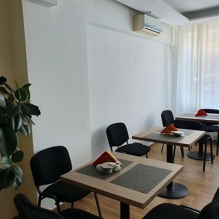 Tranzitrooms بوخارست المظهر الخارجي الصورة